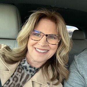 Meet your Posher, Nechol